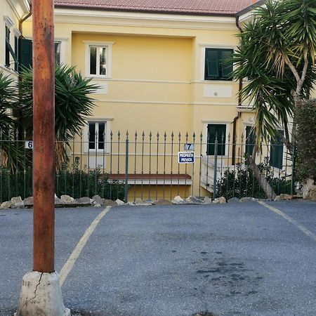 Vicky'S Homestay Sanremo - C. Citra 008055-Lt-1257 Exteriör bild